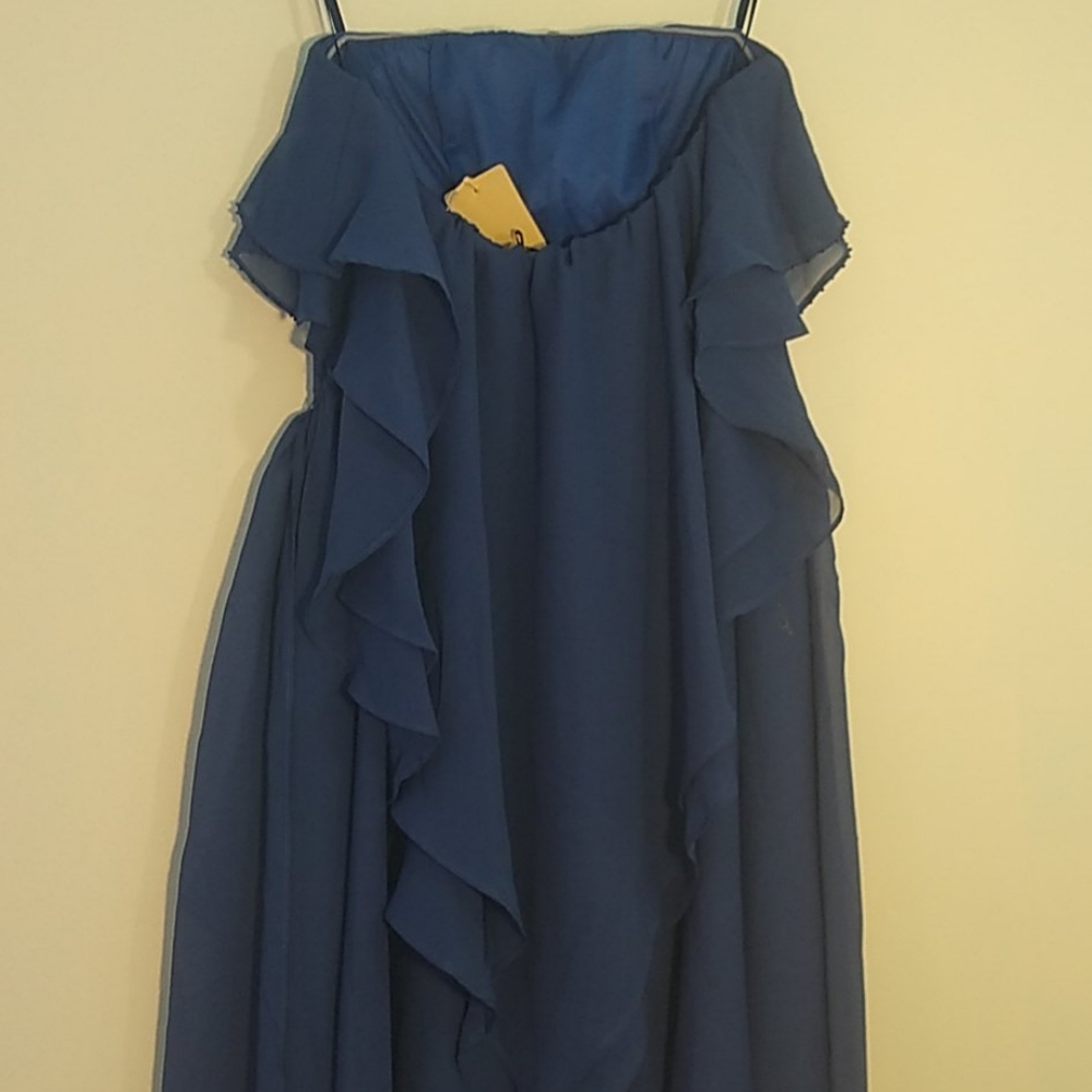 See and Rae strapless, asymmetrical dress - Picture 5 of 7